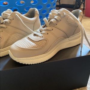 Tan Everlane Sneakers